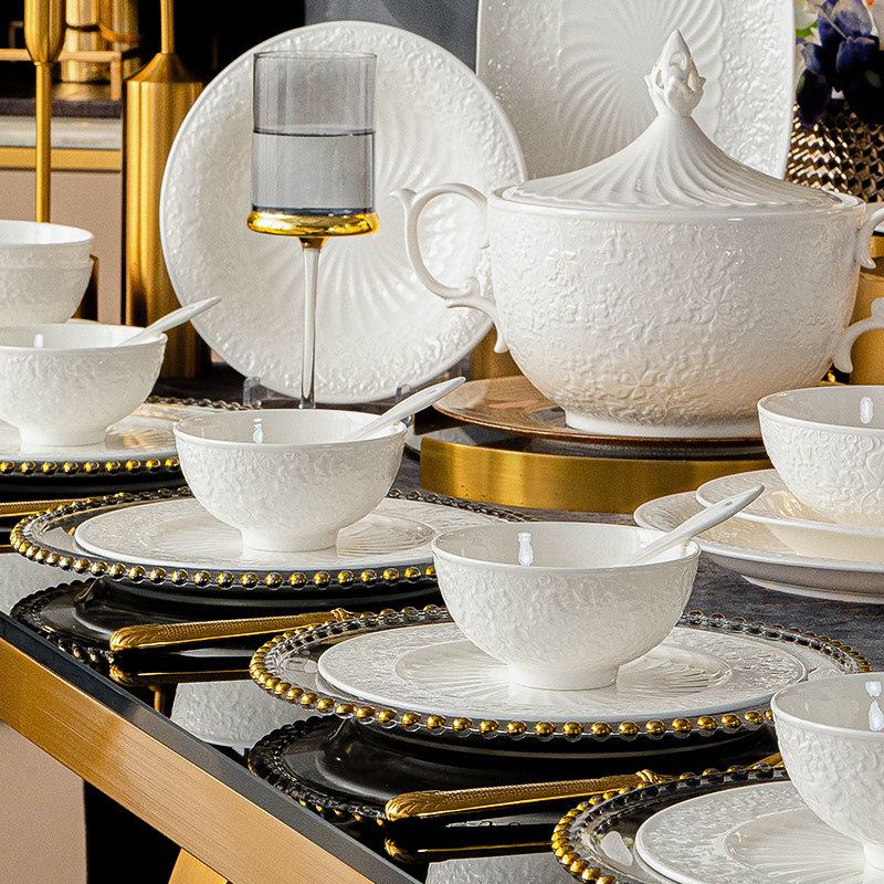 Chinese palace style tableware set 16