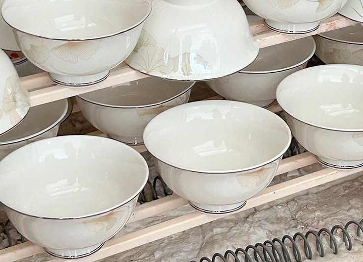 Simple ceramic household bowls 49